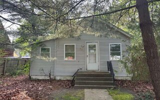 184 Locust Dr, Mastic Beach, NY 11951