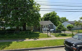 184 Suffolk Ave, Brentwood, NY 11717