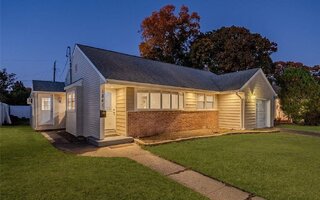 1841 Gardenia Ave, Merrick, NY 11566