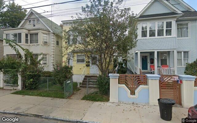 185 Dongan St, Staten Island, NY 10310