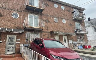 187-12 90th Ave, Hollis, NY 11423