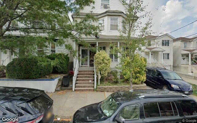 189 Chestnut Ave, Staten Island, NY 10305 (Porch)