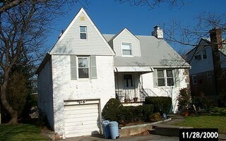 19 Acorn Rd, East Rockaway, NY 11518