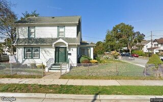 19 Clowes Ave, Hempstead, NY 11550