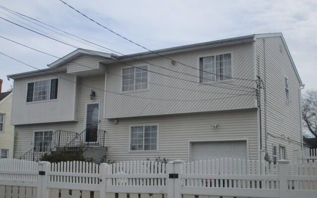 19 W Roosevelt Ave, Roosevelt, NY 11575