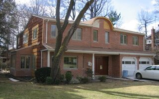 19 Wheatley Ave, Albertson, NY 11507