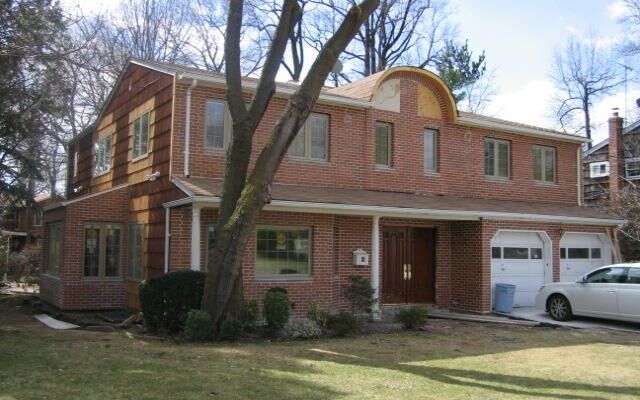 19 Wheatley Ave, Albertson, NY 11507
