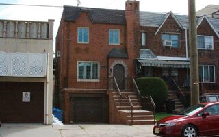 1913 E 13th St, Brooklyn, NY 11229