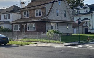 193-17 100th Ave, Hollis, NY 11423