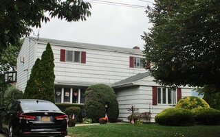 1939 Lincoln Ave, East Meadow, NY 11554