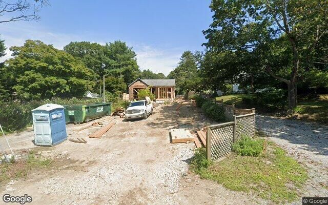 195 Little Fresh Pond Rd, Southampton, NY 11968 (House View)