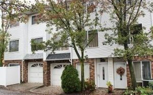 195 Wirt Ave, Staten Island, NY 10309