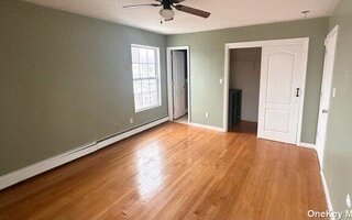 196 Valcour Ave, Uniondale, NY 11553