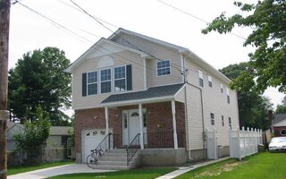 196 Valcour Ave, Uniondale, NY 11553