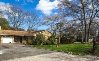 197 Burney Blvd, Mastic, NY 11950