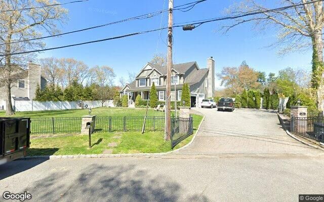 2 A Alma Ln, East Northport, NY 11731
