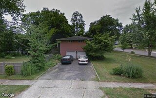 2 Cardinal Ln, Hauppauge, NY 11788