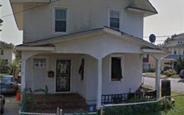2 Duryea Pl, Hempstead, NY 11550