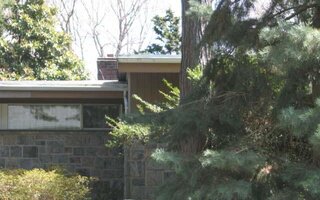 2 High Pne, Glen Cove, NY 11542
