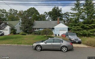 2 Pace Dr, North Babylon, NY 11703
