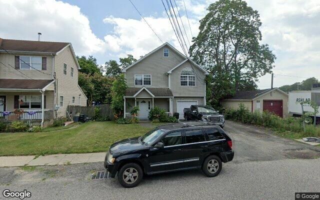 2 Richard Ave, Islip Terrace, NY 11752