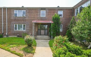 20-21 Parsons Blvd, Whitestone, NY 11357