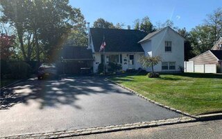 20 Garden Ln, Centereach, NY 11720