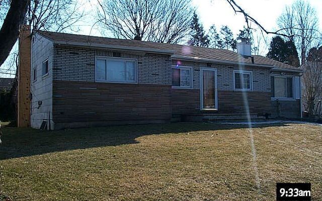 20 Gerhard Rd, Plainview, NY 11803