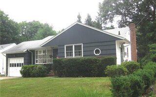 20 Juanita Ave, Huntington, NY 11743