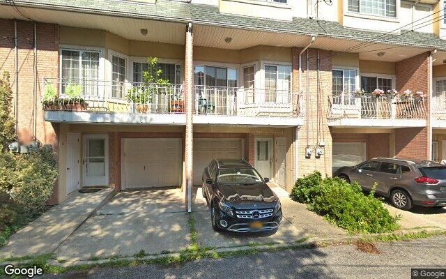 20 Ostrich Ct, Staten Island, NY 10309