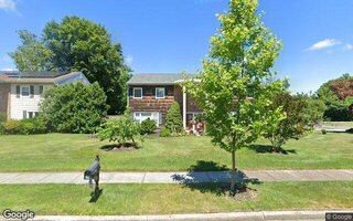 20 Ponderosa Ln, Nesconset, NY 11767