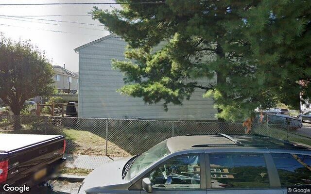 20 Tom Ct, Staten Island, NY 10310