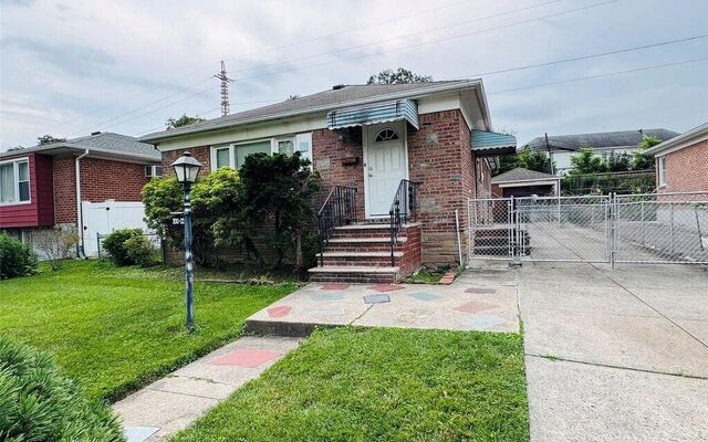 200-22 39th Ave, Bayside, NY 11361 (Yard)