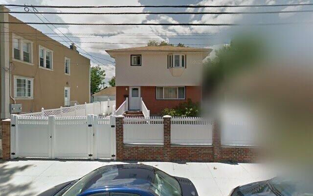 200 Benson Ave, Elmont, NY 11003