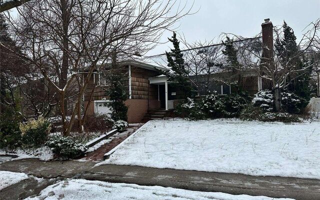 200 Blackheath Rd N, Long Beach, NY 11561 (Incomplete)