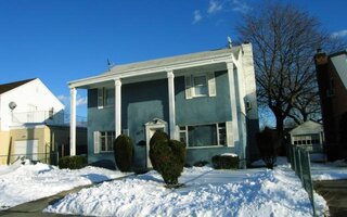 200 Locustwood Blvd, Elmont, NY 11003