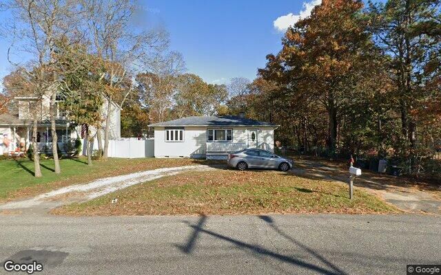 201 Madison St, Mastic, NY 11950