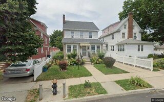 20315 104th Ave, Saint Albans, NY 11412