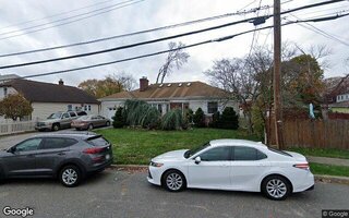2032 Bergen St, Bellmore, NY 11710