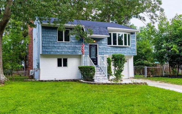 204 Grove St, Port Jefferson Station, NY 11776 (Yard)
