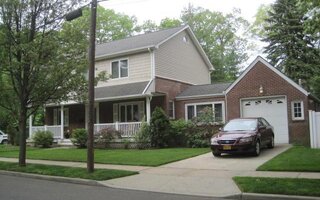 204 Margaret Blvd, Merrick, NY 11566