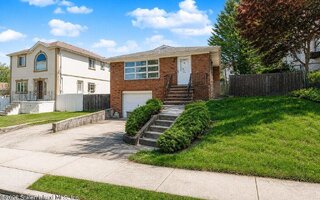 205 Perry Ave, Staten Island, NY 10314