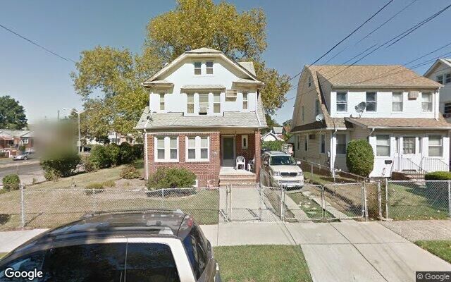 206-07 109th Ave, Queens Village, NY 11429