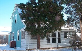206 N Columbus Ave, Freeport, NY 11520