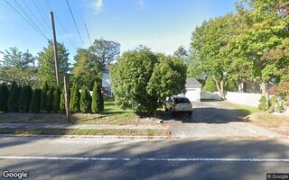 207 Burr Rd, East Northport, NY 11731
