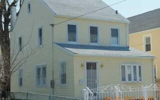 208 Princeton St, Hempstead, NY 11550