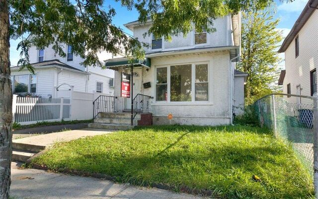 209-58 110th Ave, Queens Village, NY 11429 (Yard)