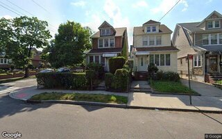 21-30 149th St, Whitestone, NY 11357