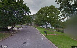 21 Ernest Ct, Kings Park, NY 11754