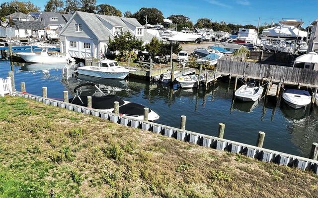 21 Delta Rd, Massapequa, NY 11758 (Water View)